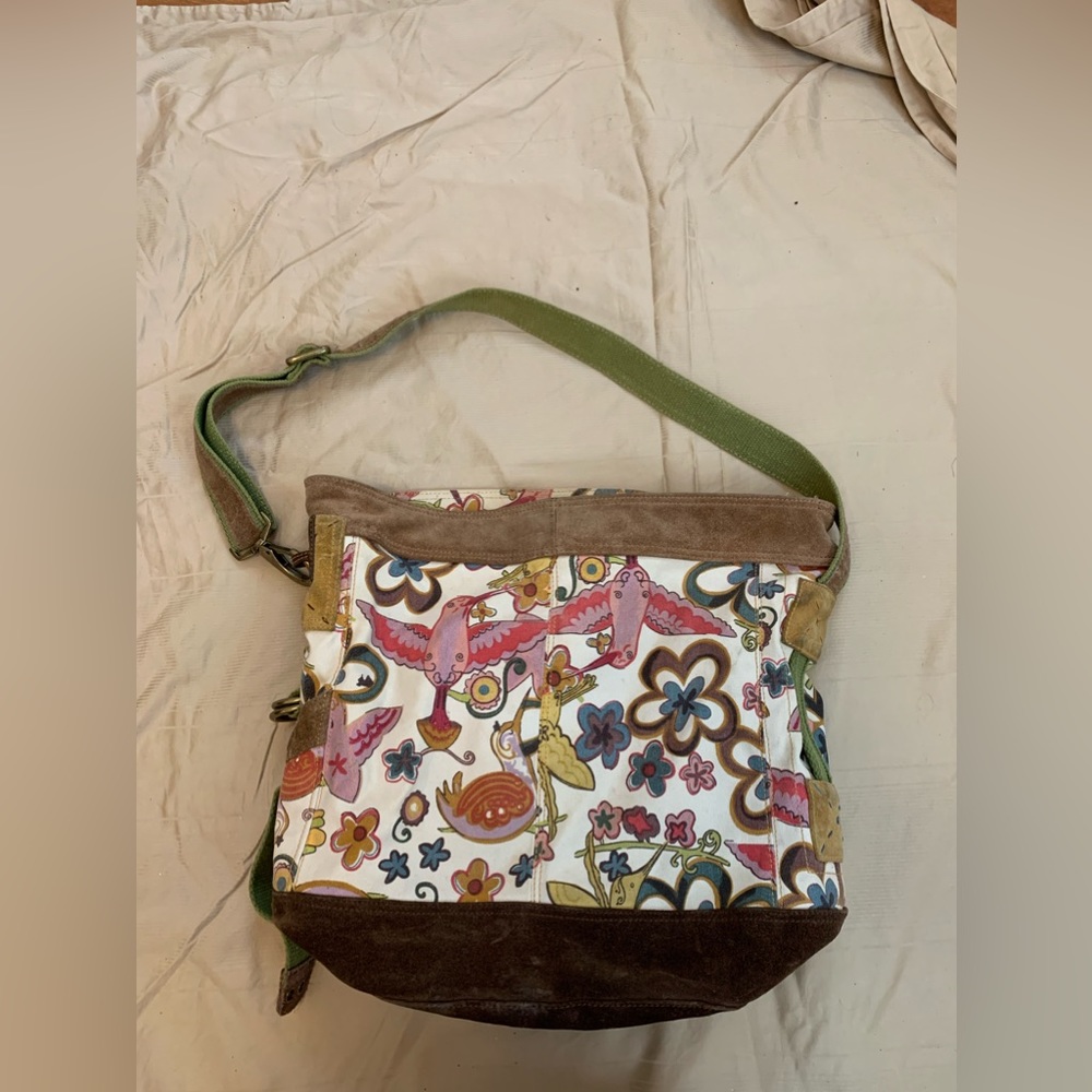 Fossil purse
